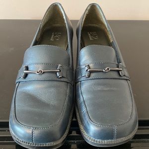 A2 by Aerosoles Women Size 8 Navy Shoes